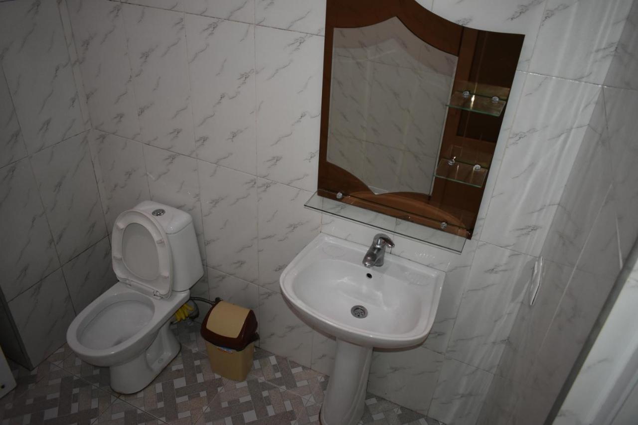 Ucha'S Apartment Batumi Exteriör bild