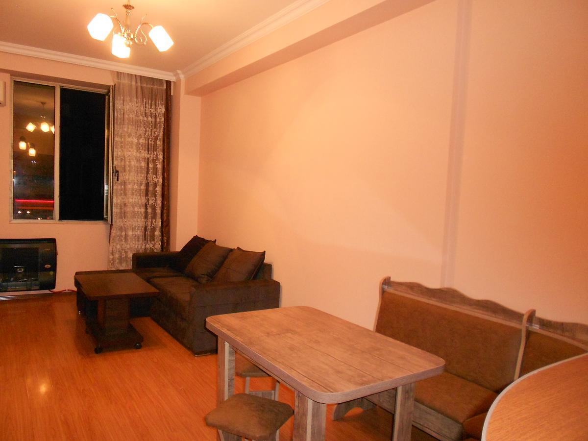 Ucha'S Apartment Batumi Exteriör bild